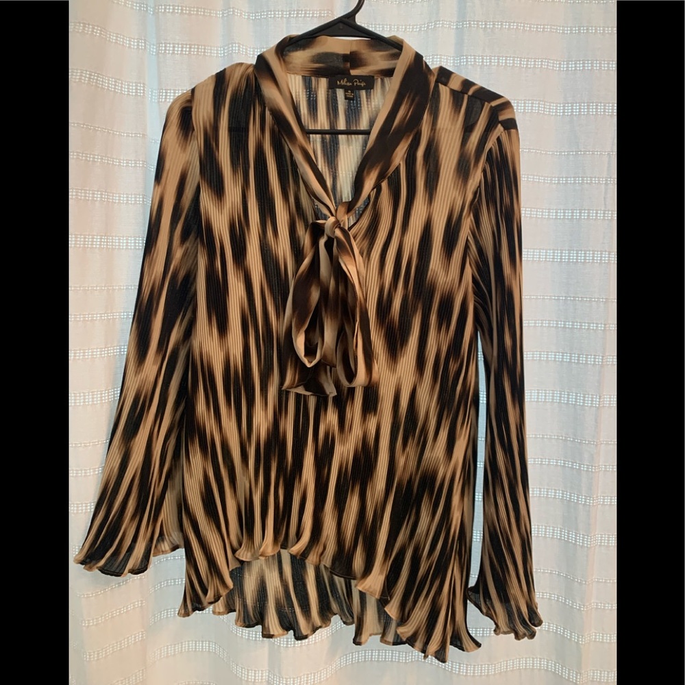Melissa Paige elegant animal print blouse